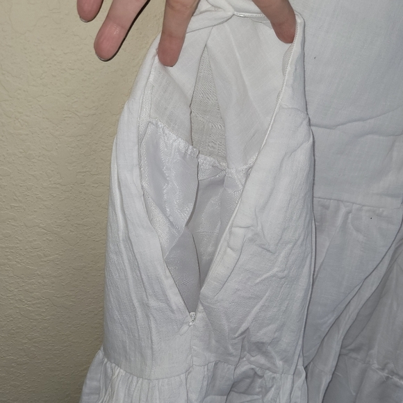 Fancyinn Dress Womens XS White V-Neck Ruffle Pockets Bell Sleeve Tiered Mini NWT - Picture 9 of 16